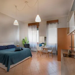 Italianflat - Rentroom Old Town - 200mt To Arena Italia